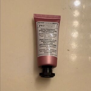 Peter Thomas Roth Niacinamide Treatment - Soft Pink